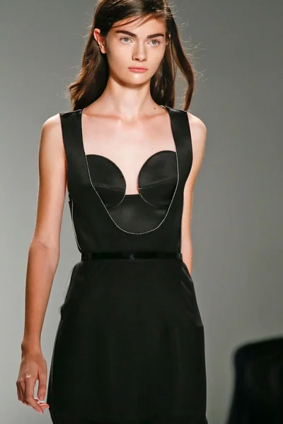 Look 1